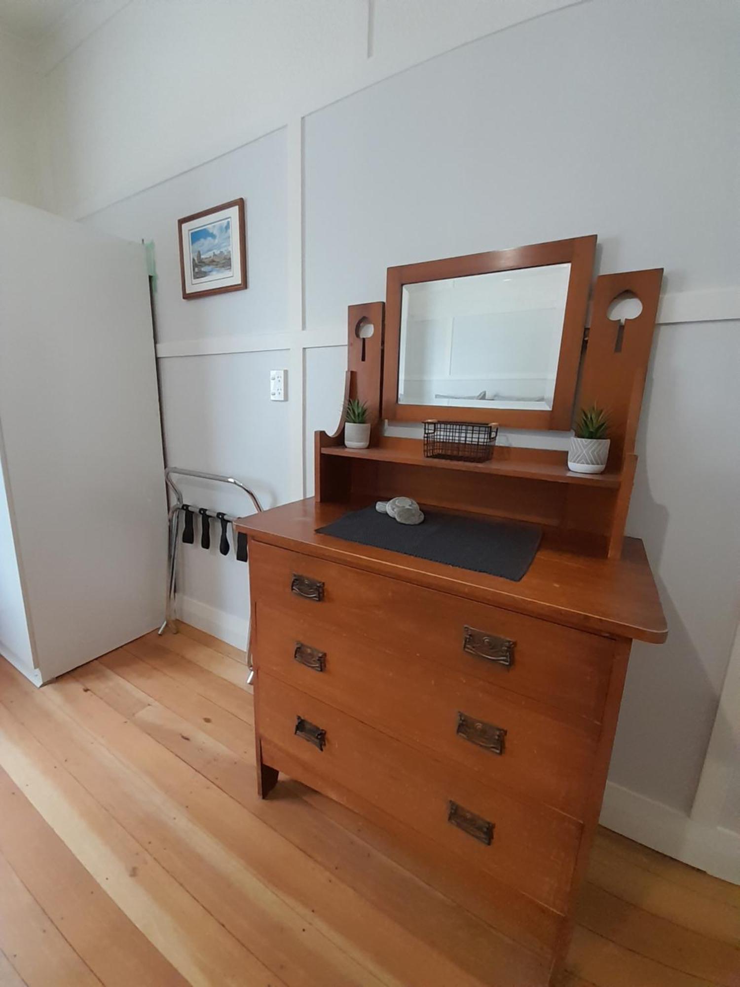Character 1-Bedroom Unit Masterton Ngoại thất bức ảnh